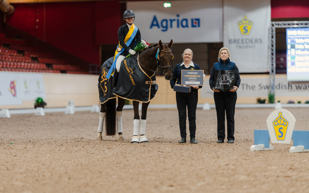 Valenzia (76) (SWB) med Tekla-Maja Magnusson vinner SWB Riders Cup i dressyr by Jacson
